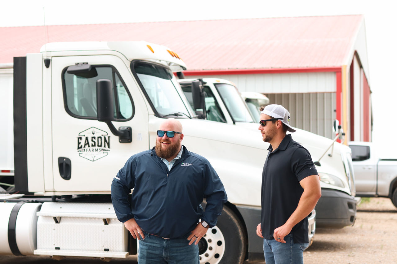 Eason farms truck & Nutrien Ag Solutions employees